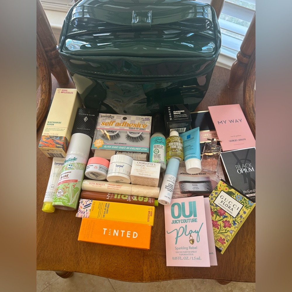 25 pieces ULTA sample trial and more NeW